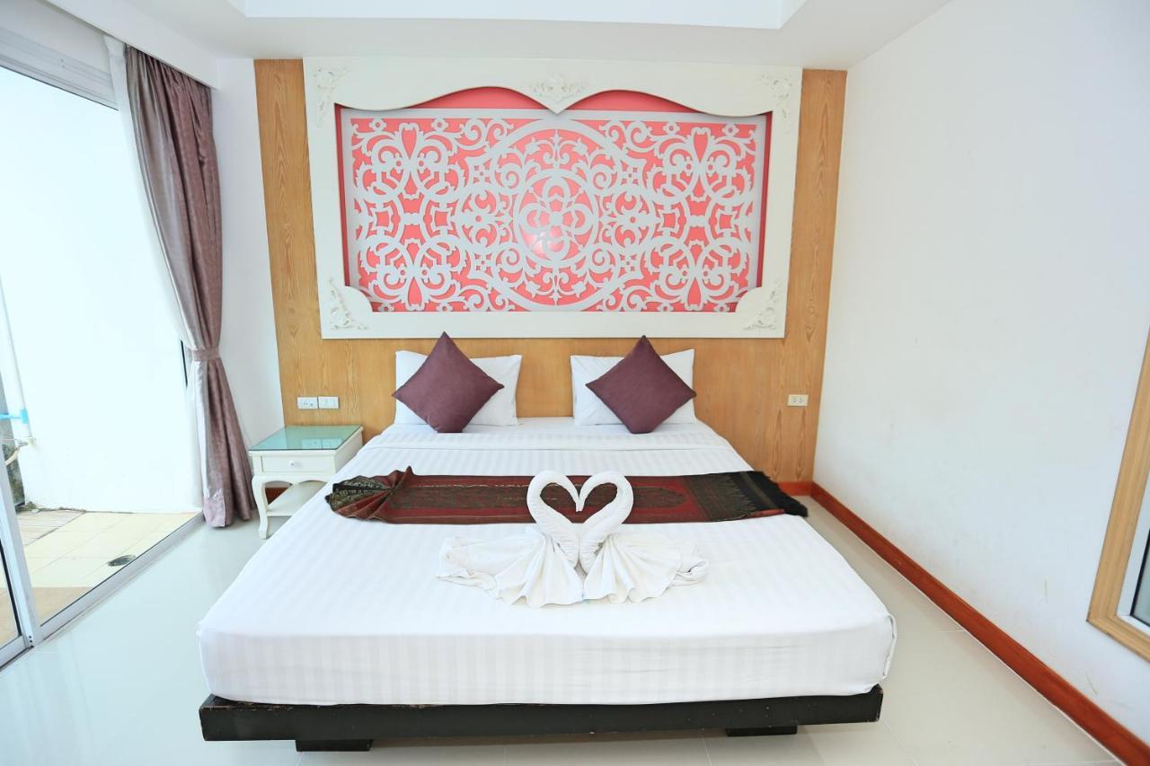 Отель Lucky Sun Patong Экстерьер фото
